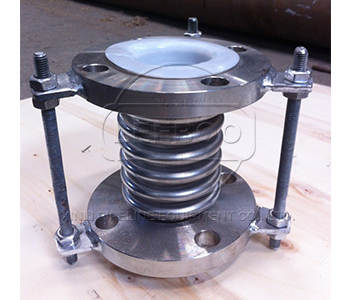 四氟<a href=http://www.xixinlingfz.com target=_blank class=infotextkey>補(bǔ)償器</a>2.jpg