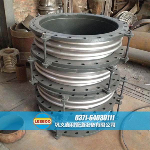 <a href=http://www.xixinlingfz.com target=_blank class=infotextkey>補償器</a>現(xiàn)場